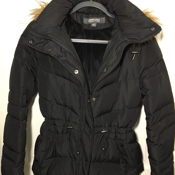 Kenneth Cole Reaction Jackets & Blazers - Kenneth Cole Reaction Black Puffer Jacket size M